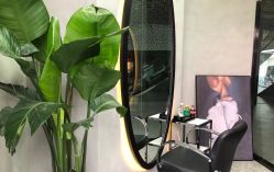 -变画·发型STUDIO