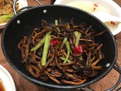 -东方明珠老上海8号餐厅(东方明珠广播电视塔店)