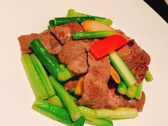杏鲍菇爆炒猪颈肉-丽晶轩中餐厅(重庆丽晶酒店)