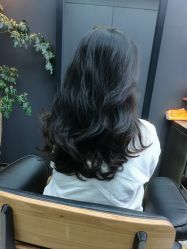 -藤野造型•烫染专业店