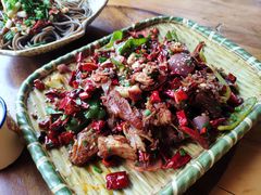 香辣手撕兔-郑件洋芋饭庄