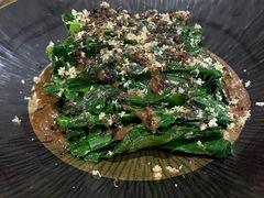 松露板蓝根青菜-自如ZSPACE四合院艺术餐厅