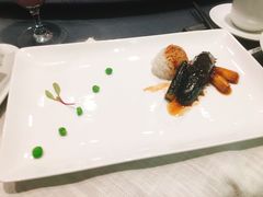 葱烧海参配乌米菌-鲁采LU STYLE(新天地店)