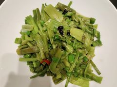 -忆江南·临江鱼馆