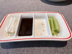 -秀儿四九城·新京菜(亚运村鸟巢店)