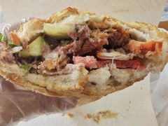 -Bánh Mì Huynh Hoa