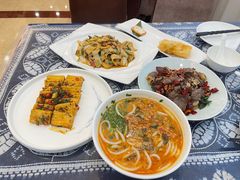 小锅米线-蝴蝶泉宾馆-中餐厅