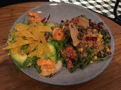 鲜虾牛油果沙拉-Moka Bros 摩卡站(西单大悦城店)