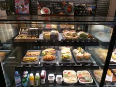 面包甜点陈列柜-星巴克(无锡大东方店)