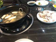 -东椰·海南椰子鸡火锅(朝阳门店)