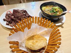-闫家驴肉老店(华电一校店)