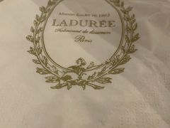 -ladurée(戴高乐机场T 2F店)