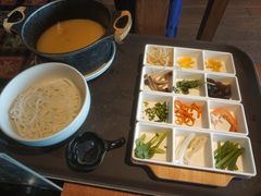 -云海肴·汽锅鸡·云南菜(天山百盛优客店)