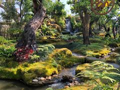 -Chom Cafe and Restaurant