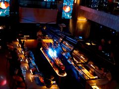 -The ROOF (通盈中心店)