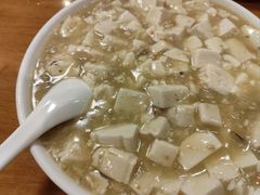 蟹粉烩豆腐-牧羊餐厅