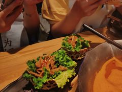 -湊湊火锅·茶憩(杭州湖滨银泰in77店)