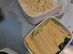 -宴全牛粤来越牛潮汕鲜牛肉火锅(海州万达广场店)