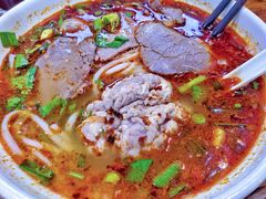 -遵义虾子张六羊肉粉(普陀路店)