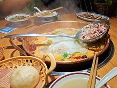 -洱火云南酸菜牛肉火锅(石景山当代商城店)