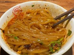 -万记麻辣烫国展总店