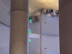 -涨巢·潮玩水疗局