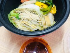 -小蛮椒麻辣烫·麻辣拌(青浦宝龙店)
