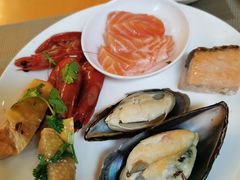 -上海西藏大厦万怡自助餐厅(徐汇店)