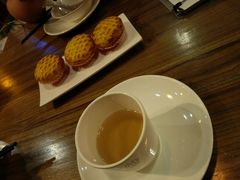 -新大咀港式茶餐厅(宝山万达店)