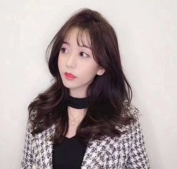 -洛施奇烫发染发沙龙