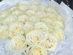 -雪蔓之鲜花气球派对(家佳源时代中心店)