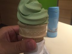 -肯德基(东安路站店)
