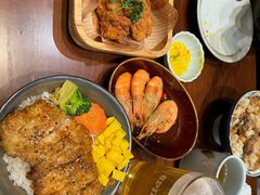 -8PINTS八品脱·日料·烧鸟·精酿小酒馆(莘庄店)
