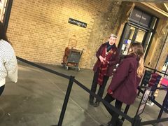 -九又四分之三站台