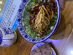 -伊穆祥牛肉面总店·清真