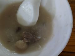 -洲心明记烧肉大粥(总店)