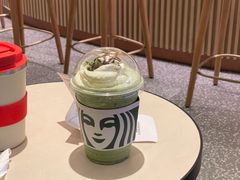 -星巴克臻选(上海陆家嘴中心店)