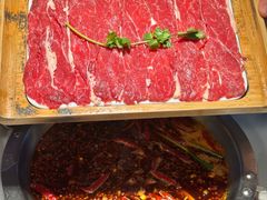 -茅草房·河畔园林火锅