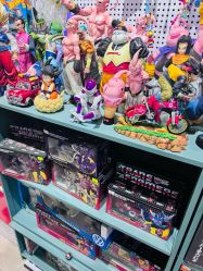 -16TOYS中古玩具铺(崇文门店)