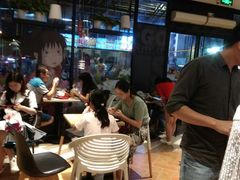 等位区-肯德基(宝龙店)