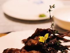 脆皮乳鸽拼鸭舌-莲·中餐厅(成都首座万豪酒店)