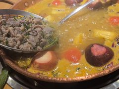 -洱火云南酸菜牛肉火锅(石景山当代商城店)