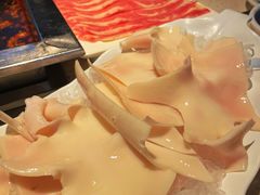 -二荆条·蜀鲜汇城市森林火锅
