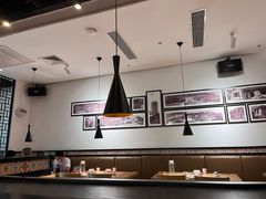 大堂-李子坝梁山鸡(北碚万达五鸡哥店)