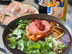 -啊美丽炭火烤肉(滑翔一店)
