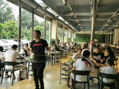 大堂-胡四哥特色火盆烧烤(总店)