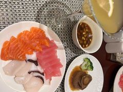 -南湖名都·景湖轩全日制餐厅·海鲜自助·东南亚风味·临湖而食