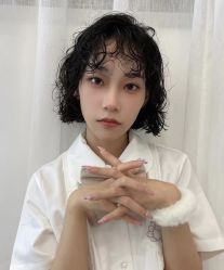 -V8潮牌·接发烫染连锁