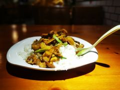 红烧鸡块盖饭-小渝府(车站西街店)