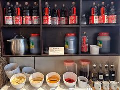 -德林酸菜鱼火锅(南丹店)